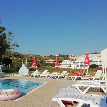 Aparthotel Timotheos